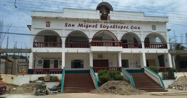 Grupo armado ‘levanta’ a defensores de Derechos Humanos en la Cuenca, Oaxaca