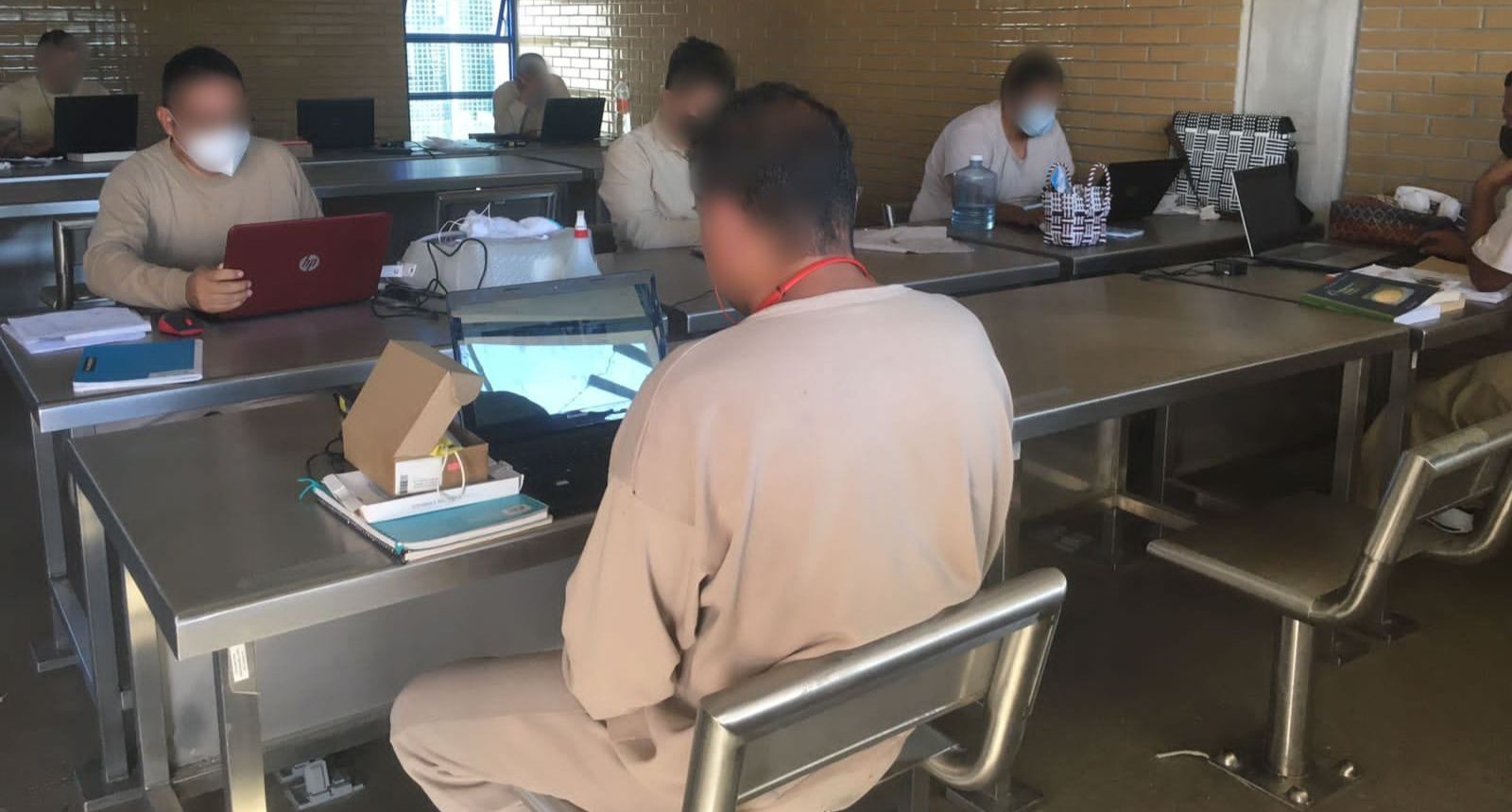 Personas privadas de la libertad, cursan licenciatura en la UNAM; es resultado del proceso de reinserción social