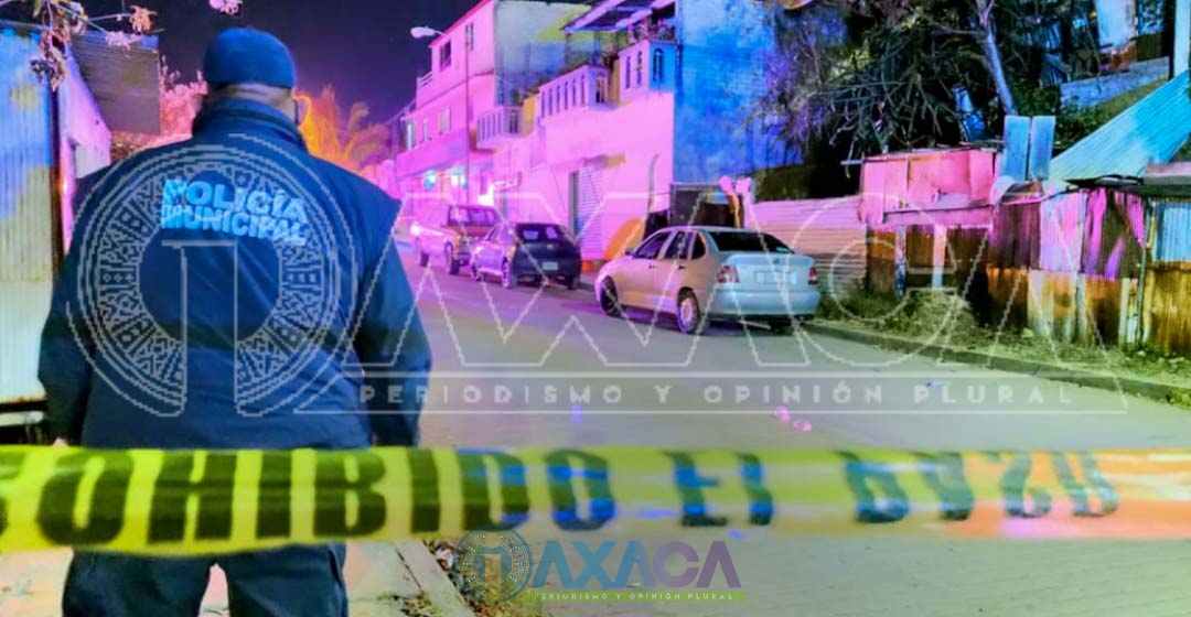 VIDEO: Ataque armado deja dos personas sin vida y una lesionada en Santa Rosa, Oaxaca