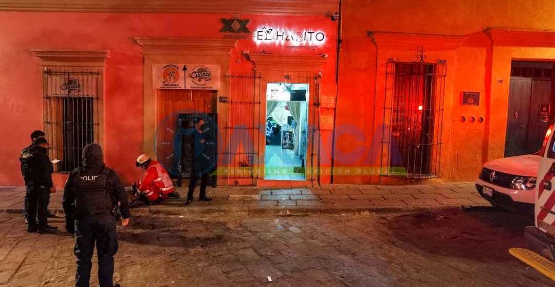 Identifican a joven asesinada por bala perdida en bar el Hábito en Centro Histórico de Oaxaca