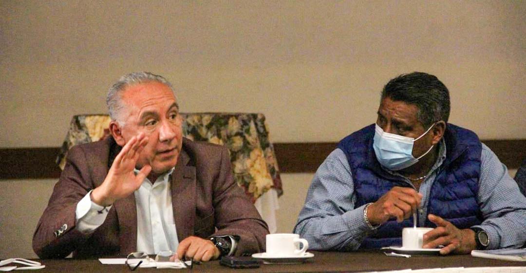 Presentan proyecto Movimiento Oaxaca 2022 con miras para la gubernatura