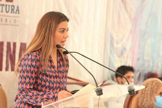 Para el Congreso no debe haber ciudadanos de primera ni de segunda: Adriana Rosales