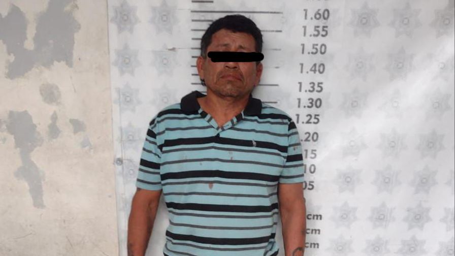 Policía Municipal de Santa Cruz Xoxocotlán detiene a sujeto por asalto e intento de feminicidio