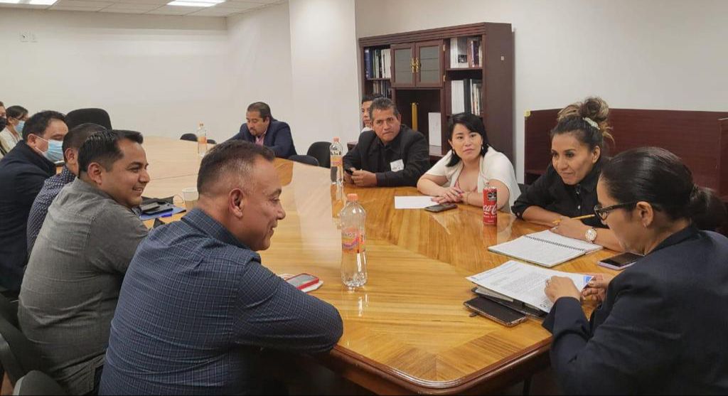 Gestiona Chente Castellanos obras de infraestructura urbana para Santa Cruz Xoxocotlán, Oaxaca