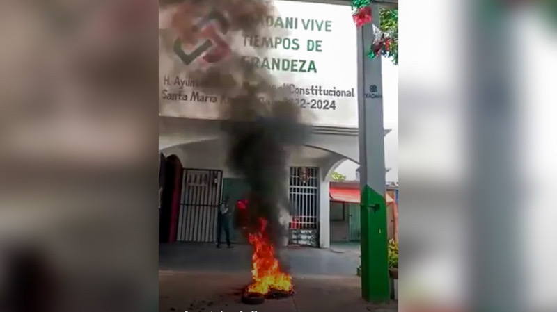 Pleito entre el edil del Partido Verde y grupo cervecero provoca disturbios en Santa María Xadani, Oaxaca