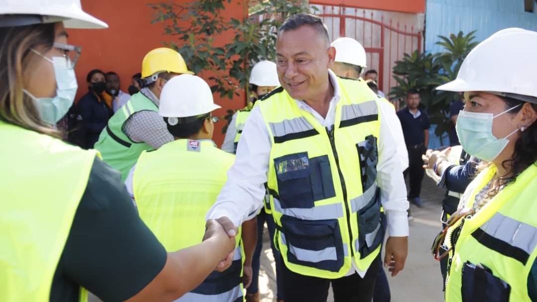 Avanza Chente Castellanos con obras de pavimentación