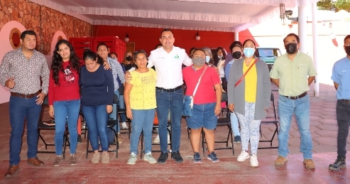 Avanza Santa Cruz Xoxocotlán en empoderamiento femenino