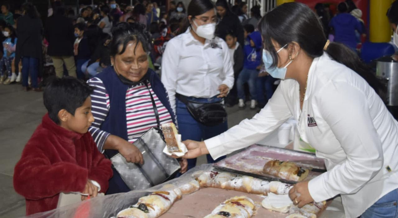 Decenas de niños reciben “Reyes” de parte de la Fundación Pradillo