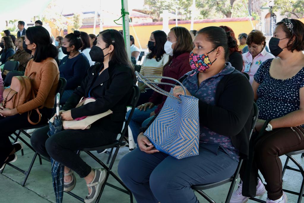 Benefician a xoxeñas con tomas gratuitas de Papanicolaou