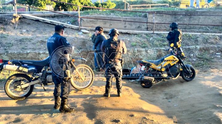 VIDEO: percance vial y discusión termina con un baleado sin vida en San Martín Mexicapan, Oaxaca