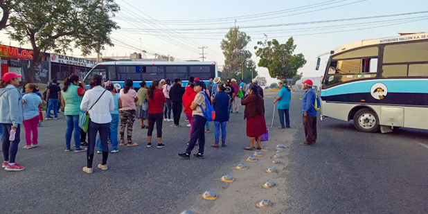 Incumplimientos de Rigoberto Chacón, presidente municipal de Zaachila, desquicia a ciudadanía con  bloqueo en Oaxaca