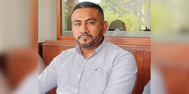 VIDEO: Acusa edil de Tlacotepec injerencia de terceros para mantener bloqueo