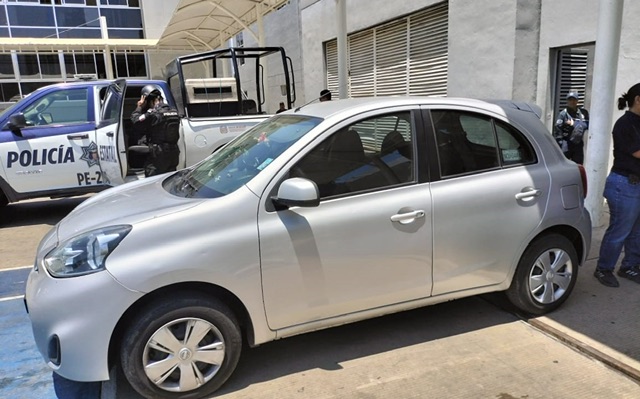 Recupera Policía Estatal automóvil con reporte de robo en San Antonio de la Cal