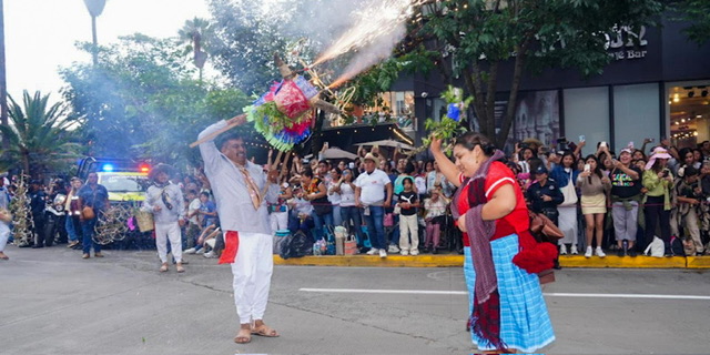 San Antonio de la Cal lleva alegría y tradición al corazón de Oaxaca, en el Segundo Desfile de Delegaciones