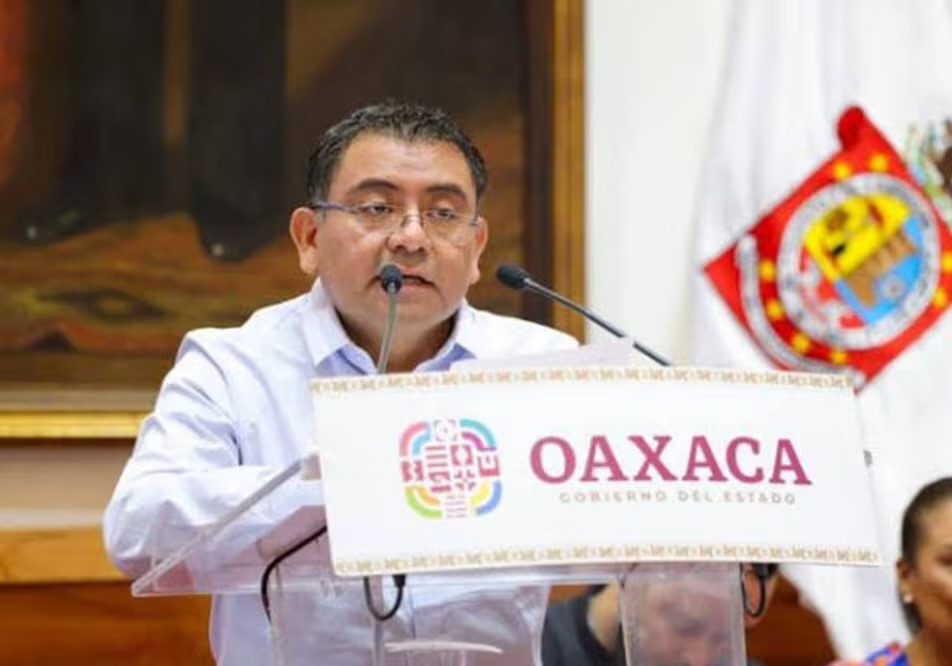 Farid Acevedo deja Finanzas de Oaxaca; cierran etapa de disciplina fiscal y lo perfilan hacia la UABJO