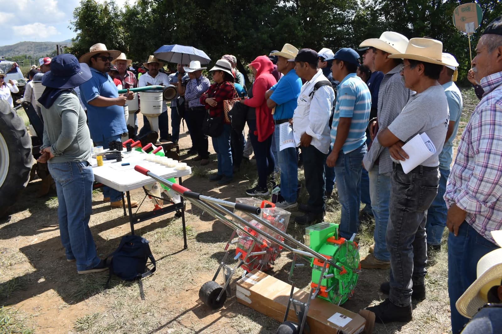 Realizan Encuentro Campesino en Santiago Suchilquitongo del programa El Maíz es la Raíz Realizan Encuentro Campesino en Santiago Suchilquitongo del programa El Maíz es la Raíz
