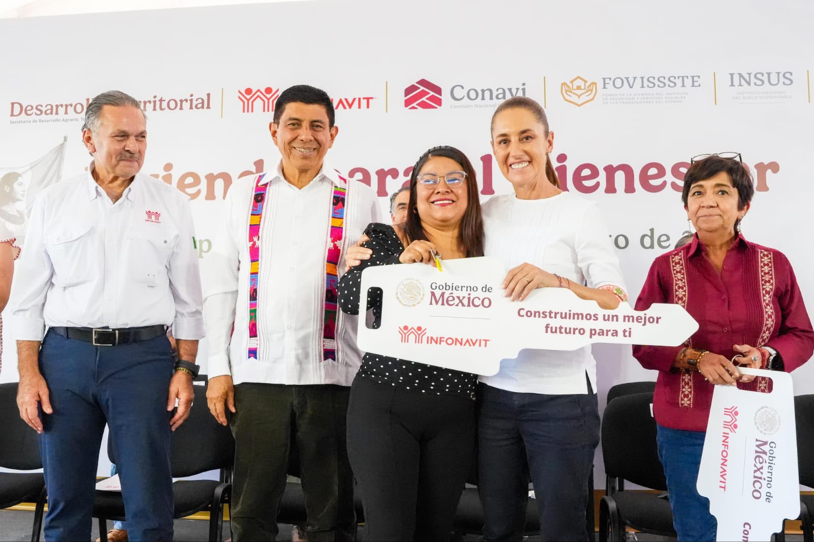 Entregan Sheinbaum y Jara viviendas seguras, dignas y adecuadas para vivir Entregan Sheinbaum y Jara viviendas seguras, dignas y adecuadas para vivir