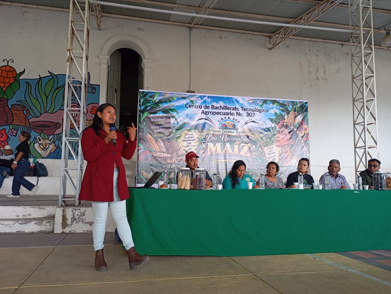 CBTA 302 celebra el Día Nacional del Maíz en Santa Catarina Tayata
