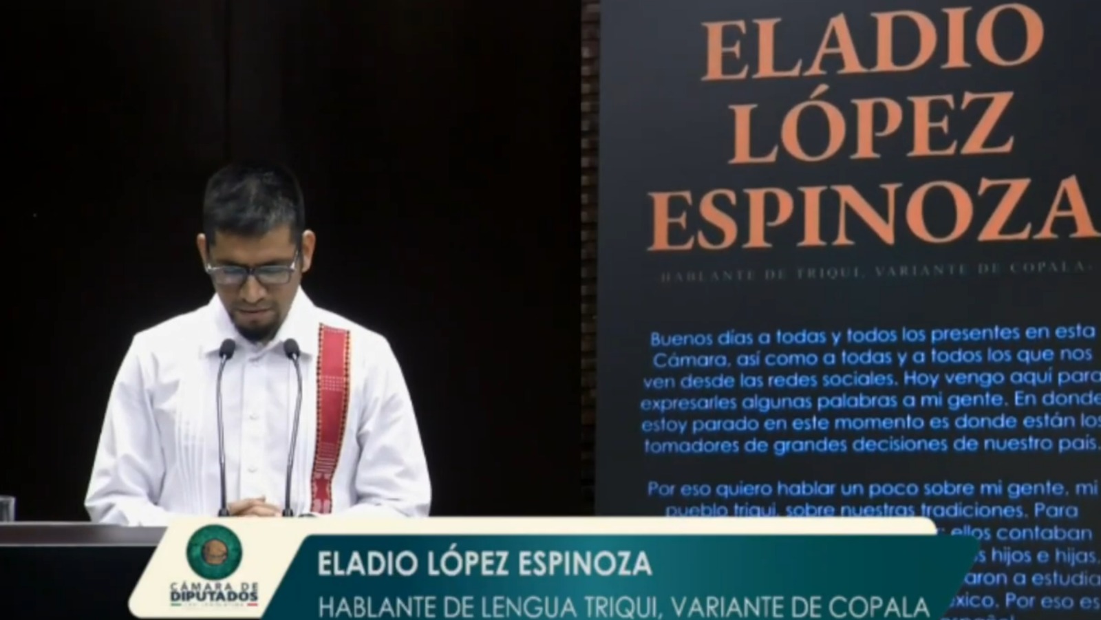 Hablante triqui de Oaxaca lleva su lengua a San Lázaro